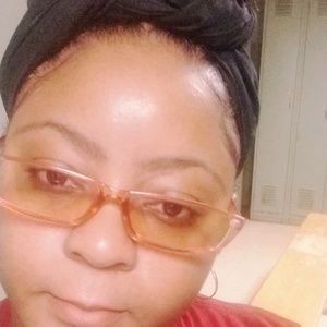 Meet your Posher, Shauna- kay